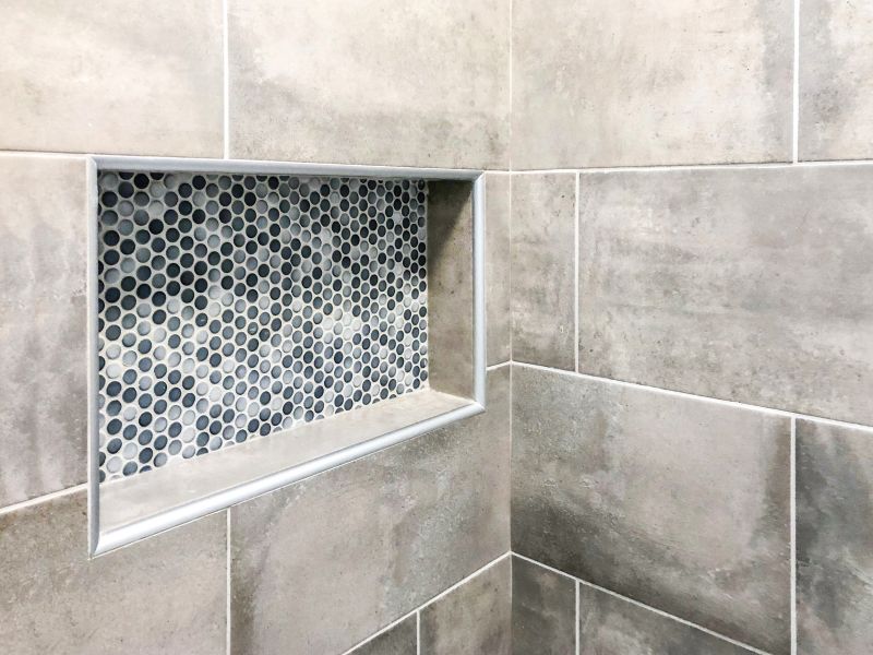 Compact Shower with Corner Niche